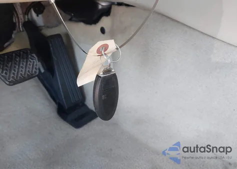 2015 Infiniti Q50 Premium z USA, uszkodzony, nr VIN JN1BV7AP1FM335156